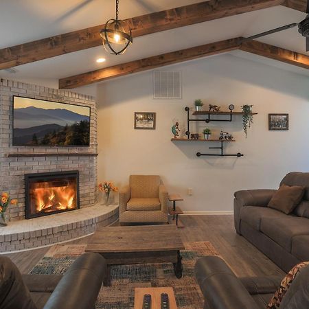 Relaxing 3Br Cottage 1 Mile To Main St Attractions Views Gatlinburg Exterior photo