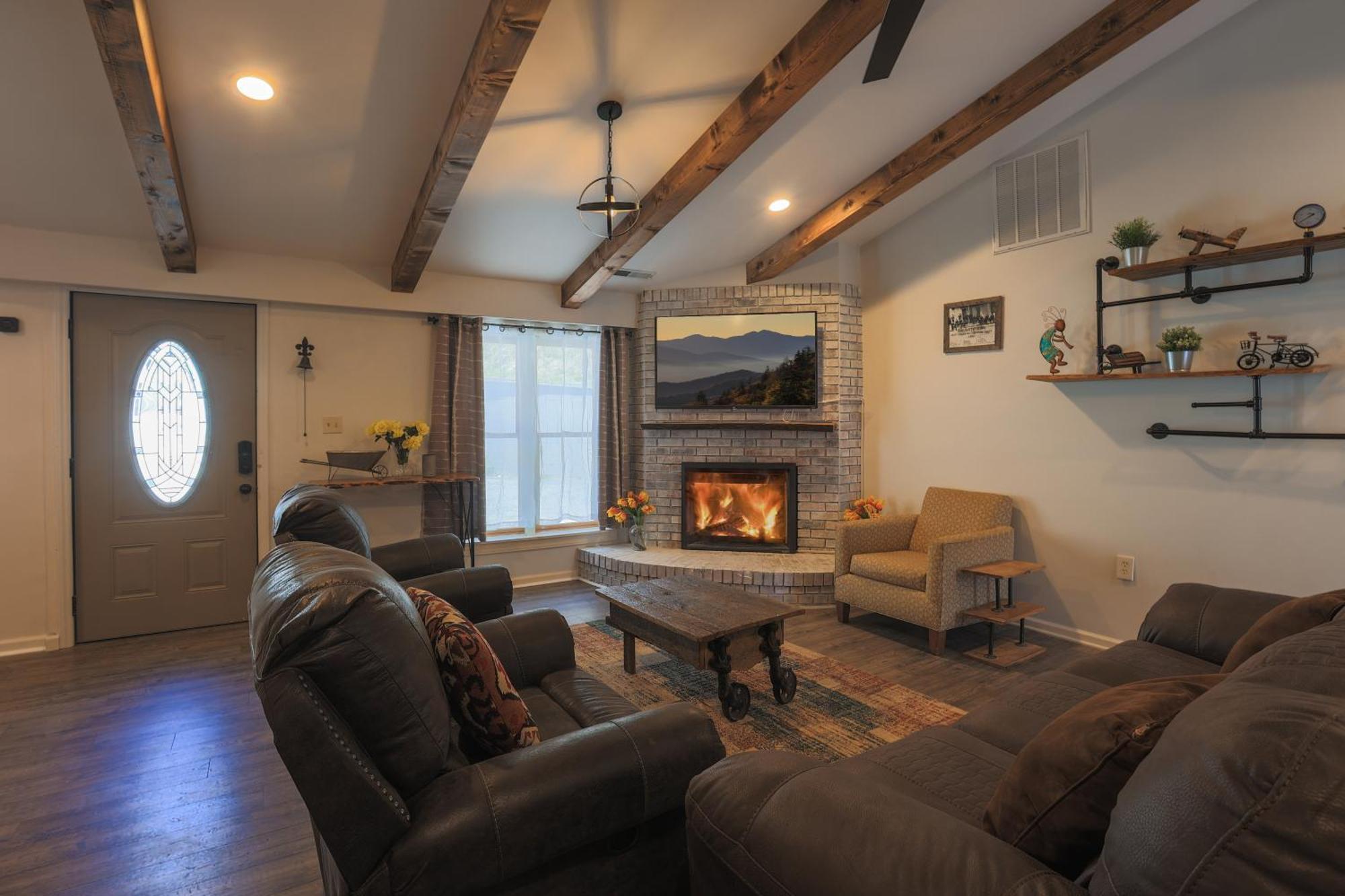 Relaxing 3Br Cottage 1 Mile To Main St Attractions Views Gatlinburg Exterior photo