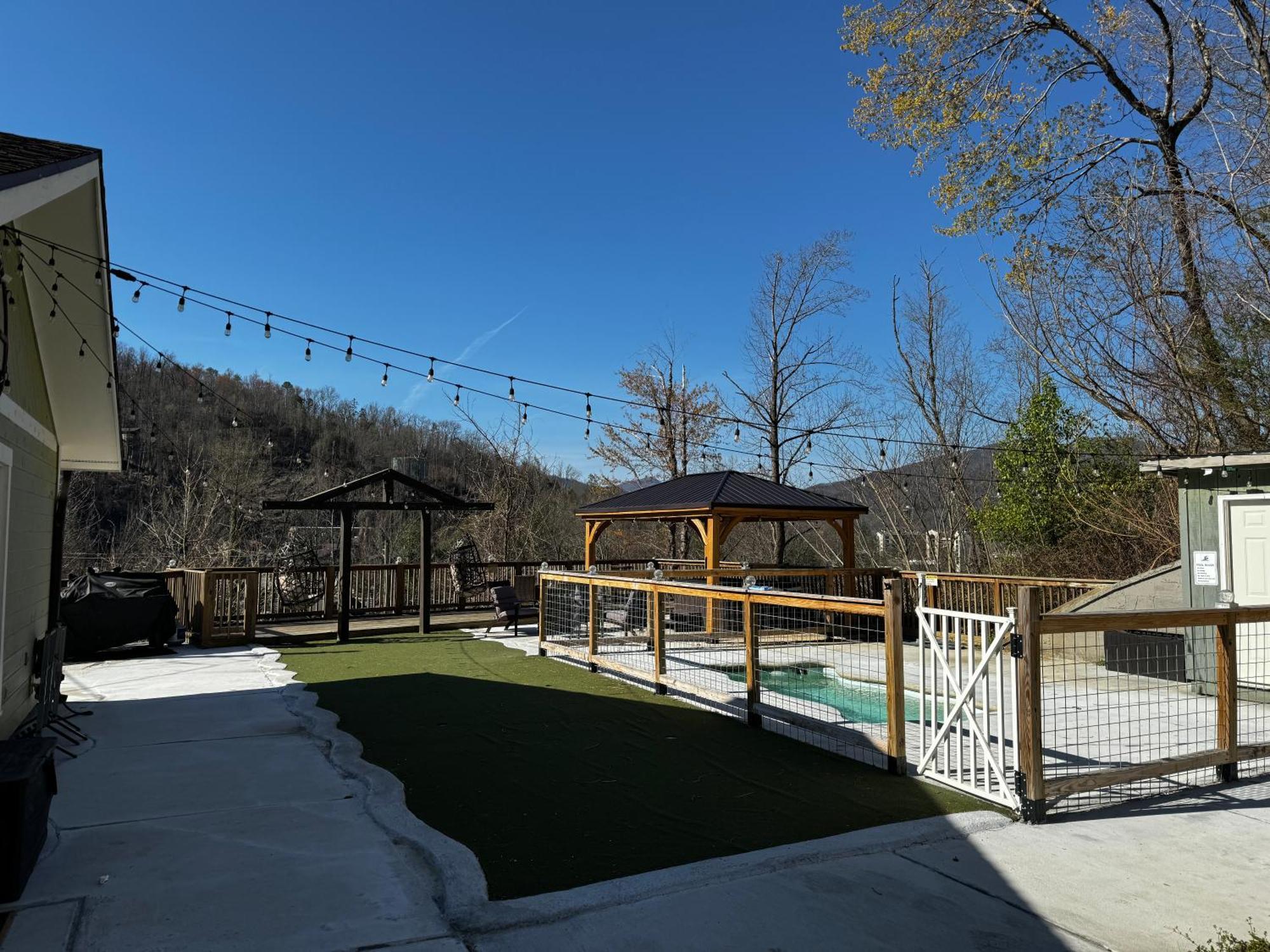 Relaxing 3Br Cottage 1 Mile To Main St Attractions Views Gatlinburg Exterior photo